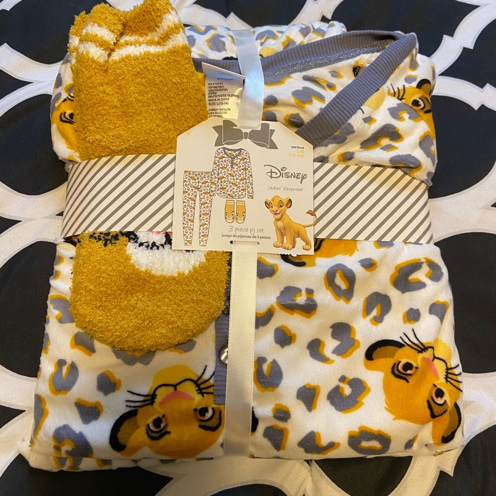 3 piece Disney pajama set